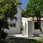 Orange Grove Appartement *
