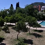 Orange Grove דירה *